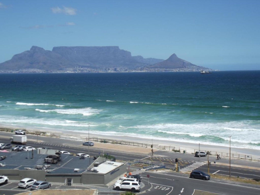 2 Bedroom Property for Sale in Bloubergrant Western Cape